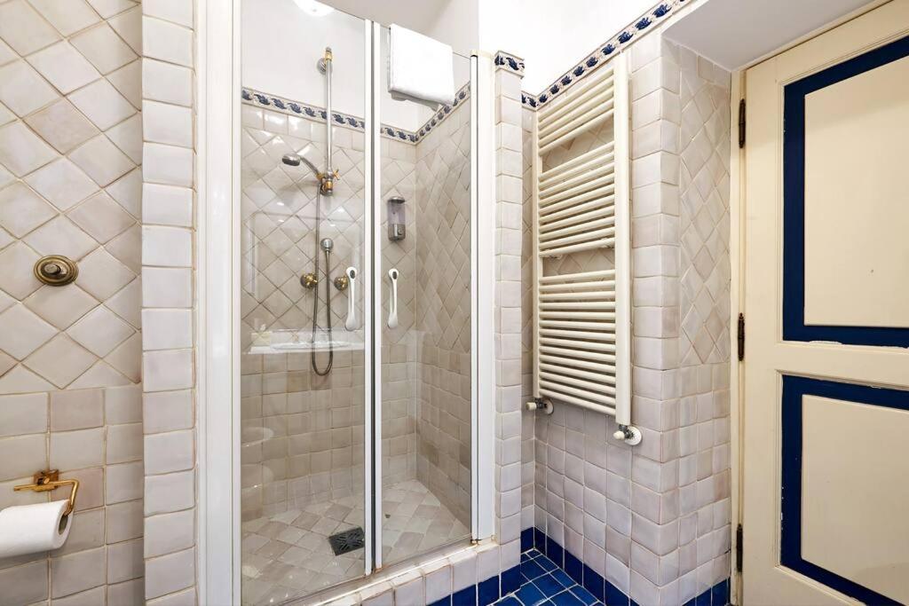 Irex - Cavour Private Apartment Rzym Zewnętrze zdjęcie